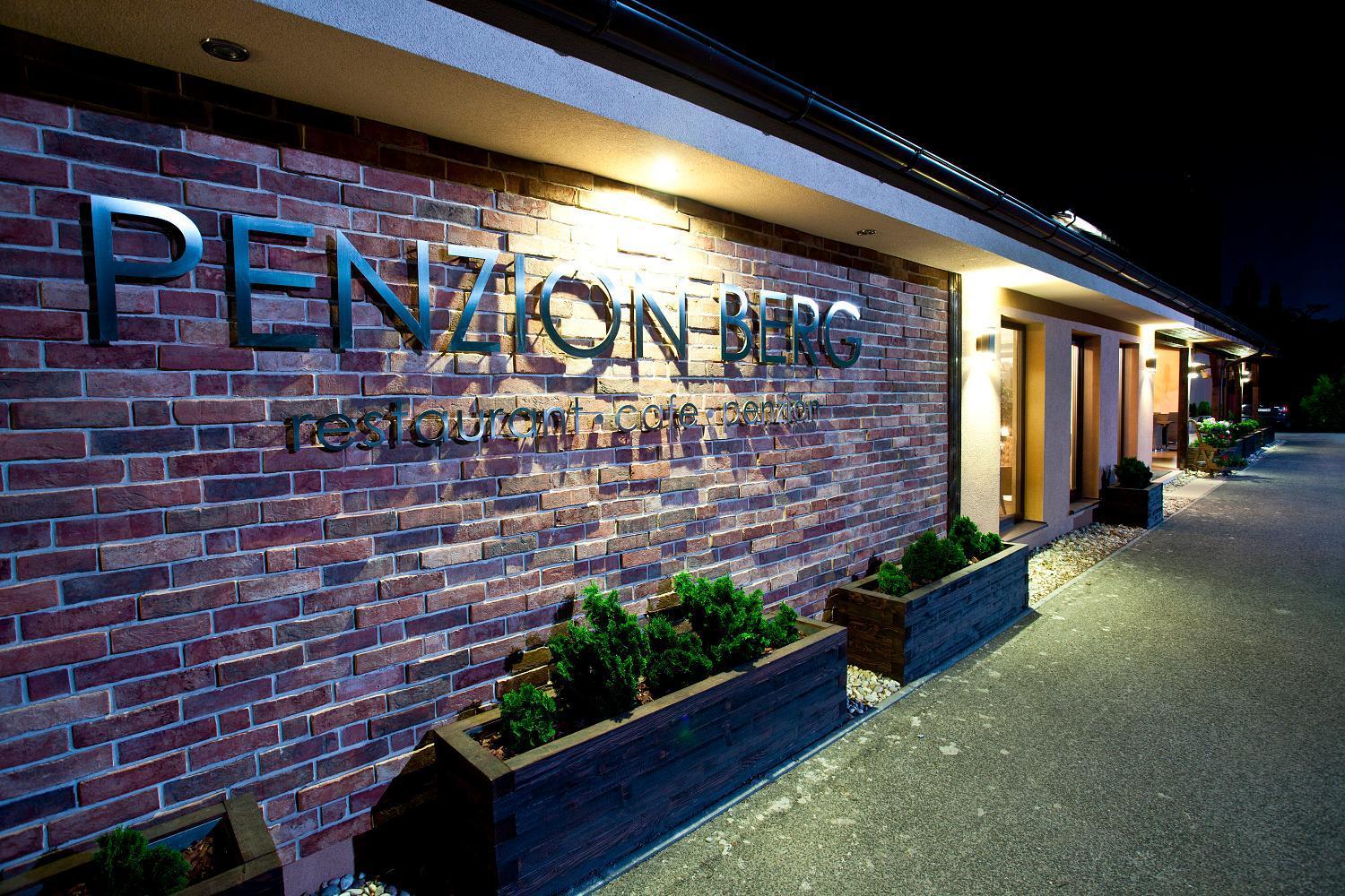 Penzion Berg Bratislava Ngoại thất bức ảnh
